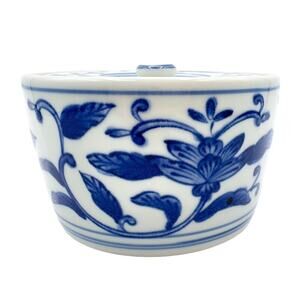 Vintage Tachikichi Kyoto Japan Blue and White Dresser Jar w Lotus Scroll Design
